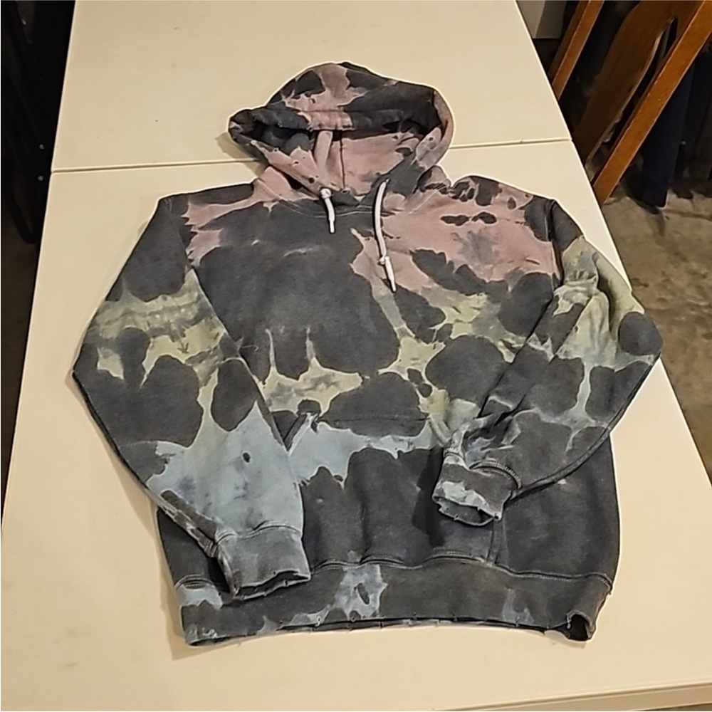 Women’s Tie-Dye Hoodie Sz medium